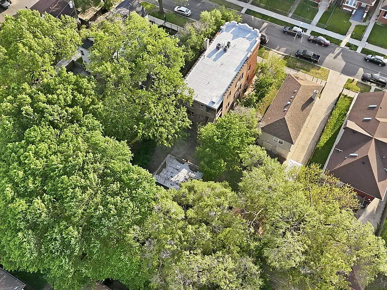 7435 S Euclid Ave #1 — Photo 28