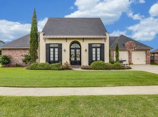 102 Sunray Dr, Lafayette, LA 70503