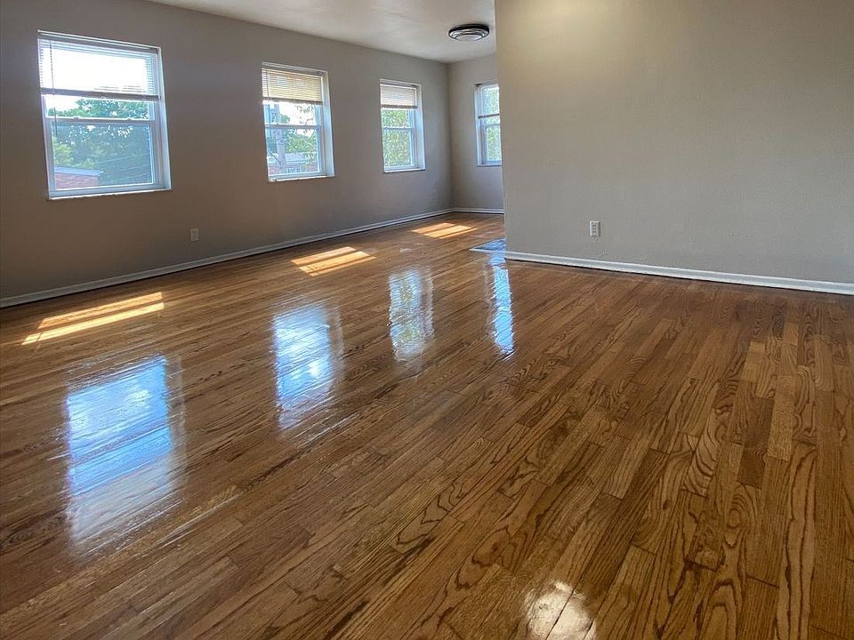 1st image of 4250 Miami St #3