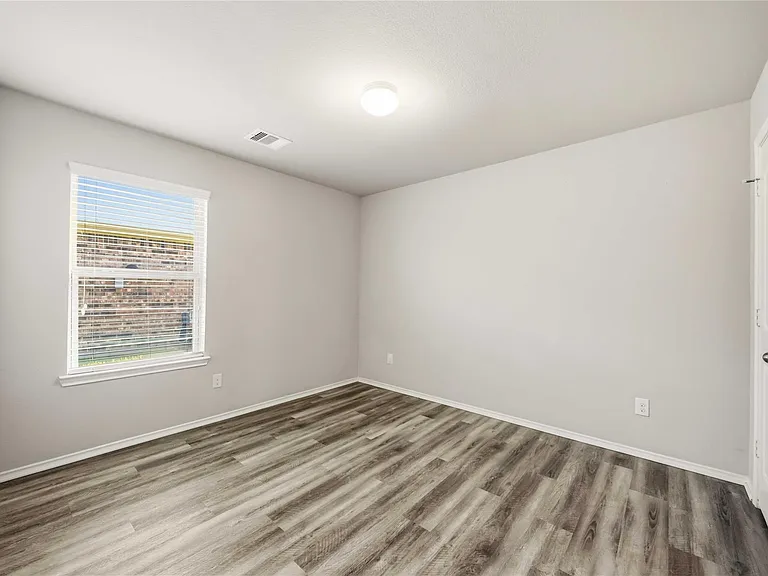 23610 Water Hickory Dr — Photo 21