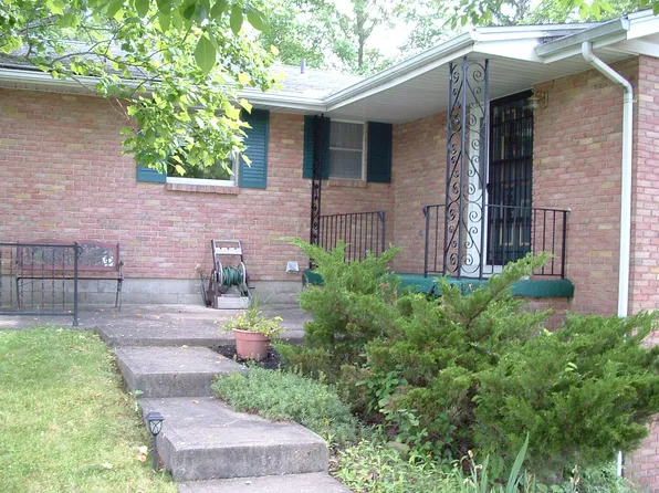 1641 Yorkshire Ct, Springfield, OH 45503