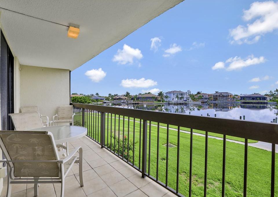 1st image of 591 Seaview Ct APT A212