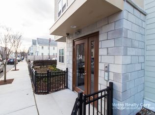 31 Bonair St #1, Somerville, MA 02145