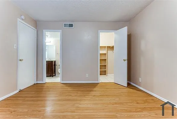 919 S Weatherred Dr #205 — Photo 9
