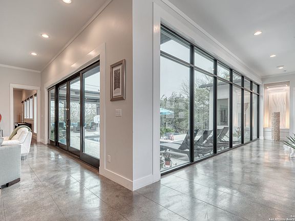 5th image of 1122 N MARCHESI