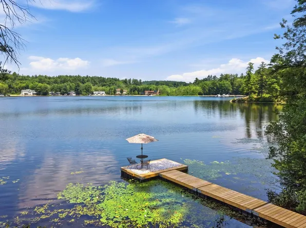4 Clark Island Road, Amherst, NH 03031