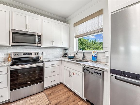 5th image of 617 W Gulf Beach Dr