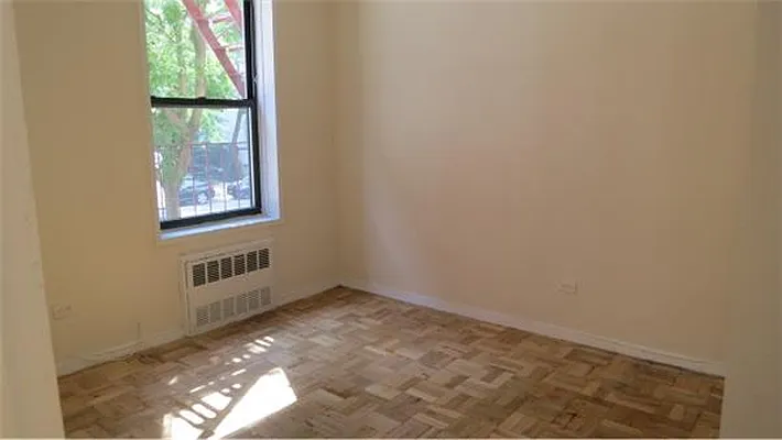 Rented by Lara Group | media 35