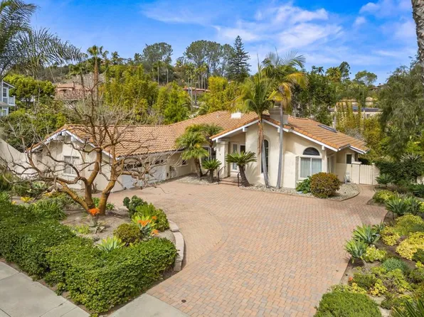 1170 Lupine Hills Dr, Vista, CA 92081
