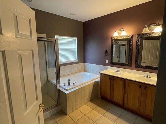 4th image of 5510 Bingley Ln