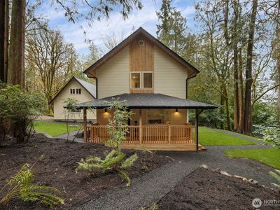 120 E Stadium Lane, Grapeview, WA, 98546