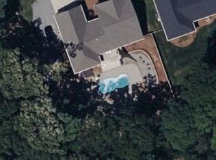 1020 General Hoke Dr, Lincolnton, NC 28092