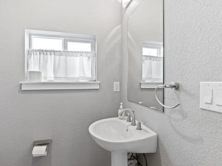 2815 W 52nd Ave — Photo 20