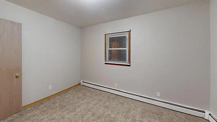 610 S 12th St — Photo 9