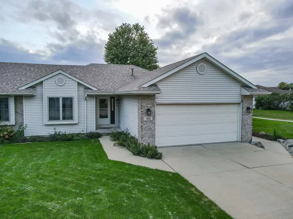 921 Beauchamp Ave, Manteno, IL 60950