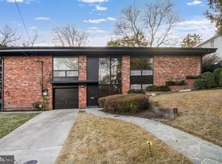 5914 Onondaga Rd, Bethesda, MD 20816