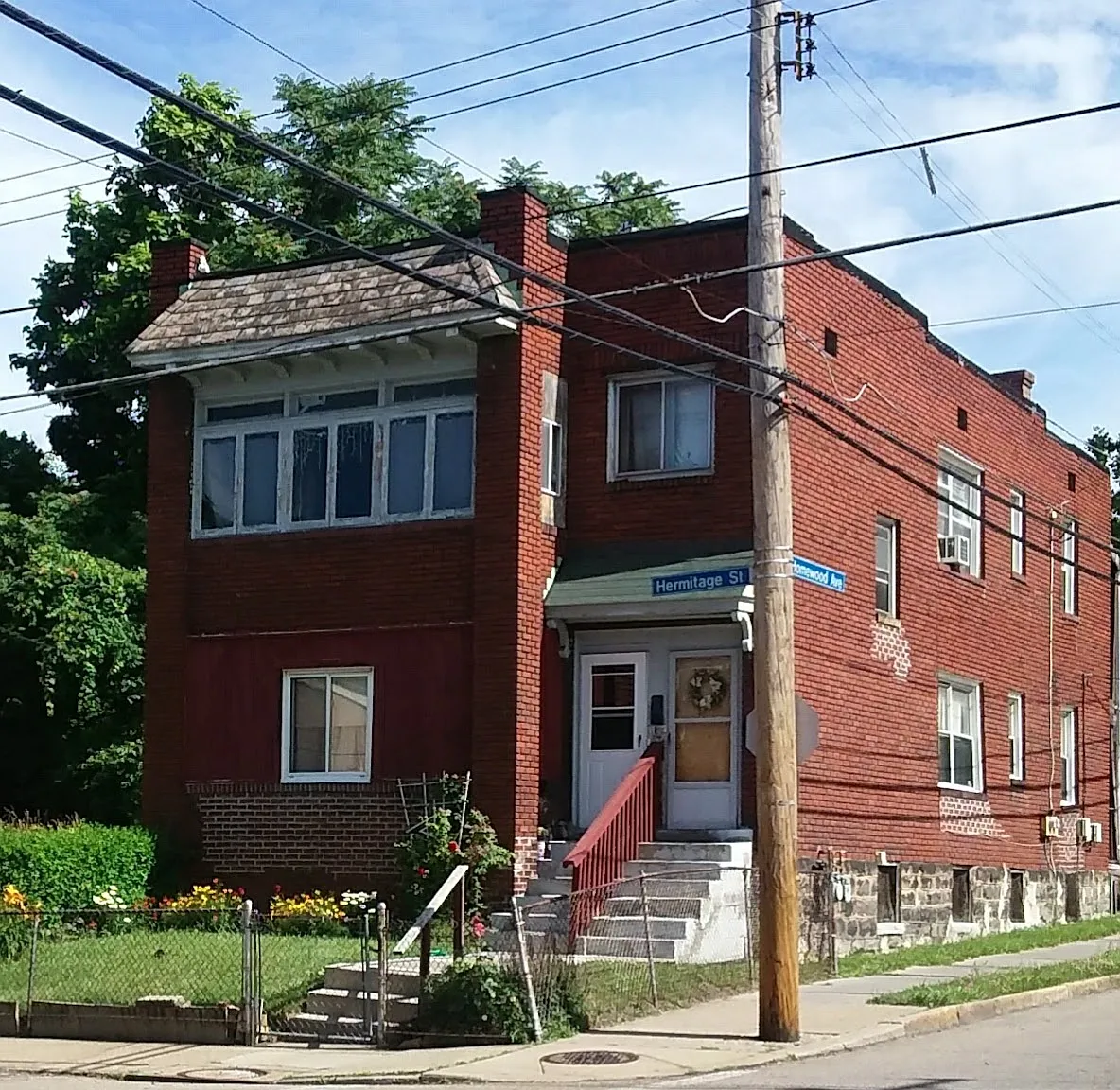 2 bed, $1,250 — Photo 1
