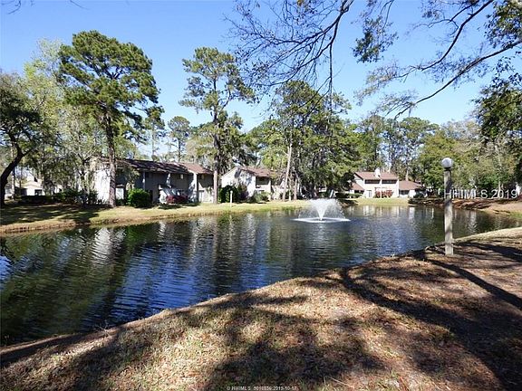 3rd image of 96 Mathews Dr APT 131