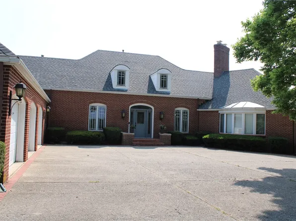 1232 State Highway 128, Shelbyville, IL 62565