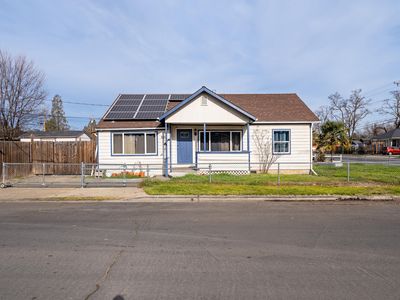 920 W 2nd St, Medford, OR, 97501