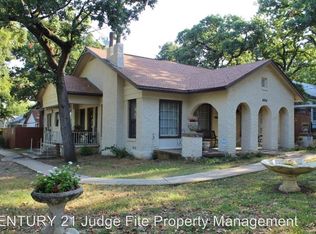 4451 Meadowbrook Dr, Fort Worth, TX 76103