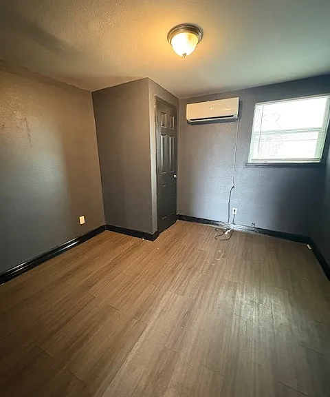 8730 Knute St — Photo 8