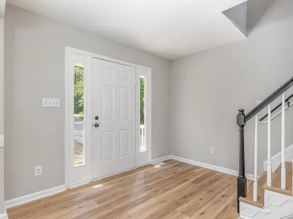 202 George Wilton Dr, Clayton, NC 27520