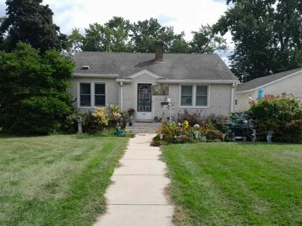 1138 McCammon Ave, Saint Paul Park, MN 55071