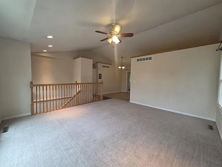 601 Tallgrass Dr — Photo 5