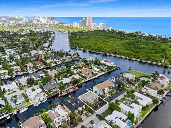 2743 NE 15th Street #1, Fort Lauderdale, FL 33304