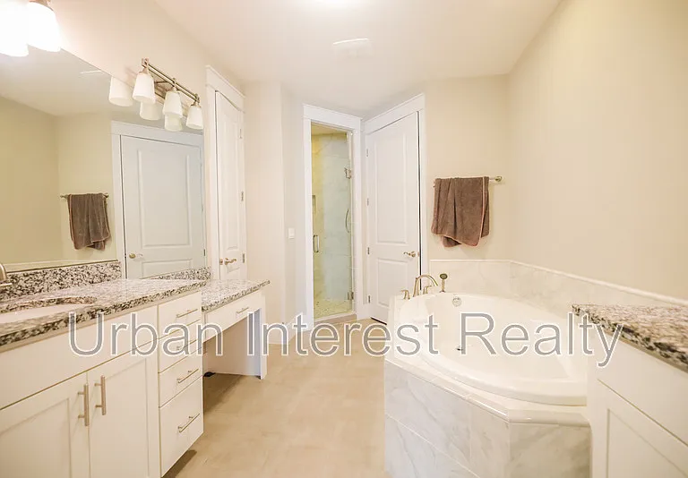 4236 Jade Loop — Photo 10