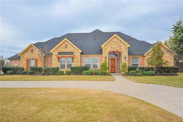 1st image of 1433 Plum Creek Dr