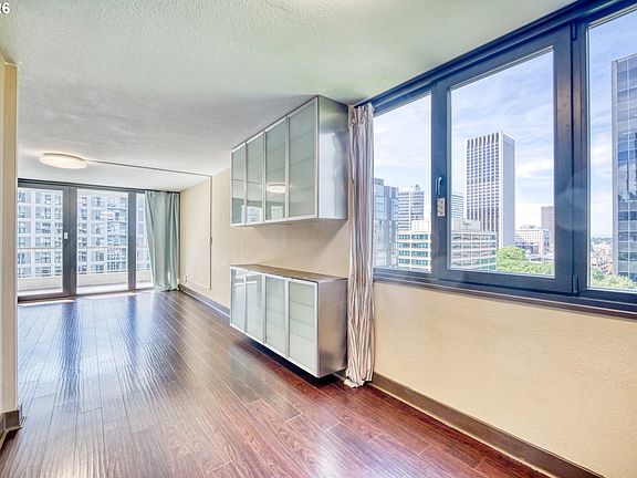 3rd image of 255 SW Harrison St APT 11D