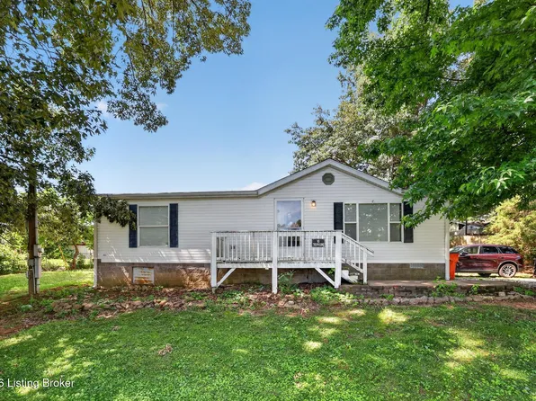434 Oak Ridge Dr, Radcliff, KY 40160