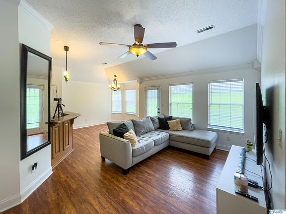 4th image of 104 Cypress Creek Dr