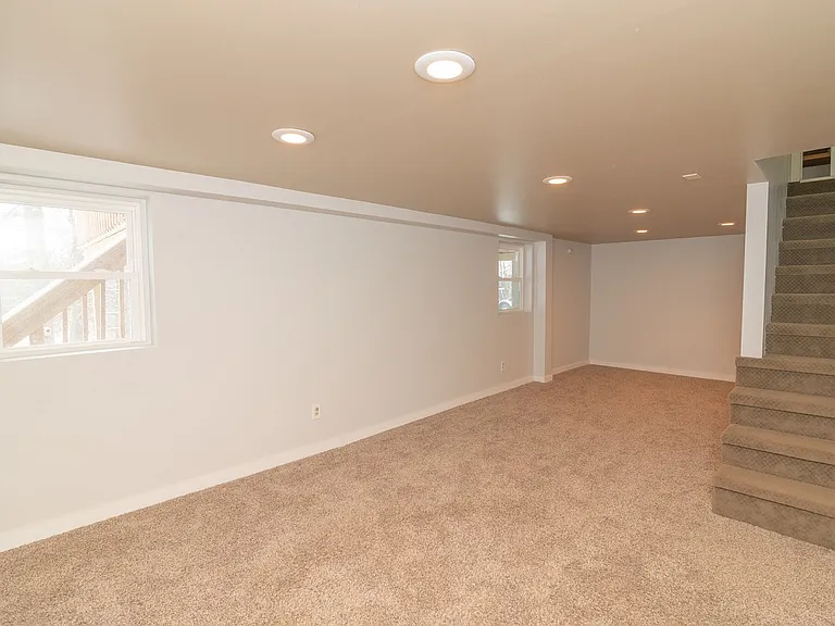 2113 Melody Dr — Photo 12
