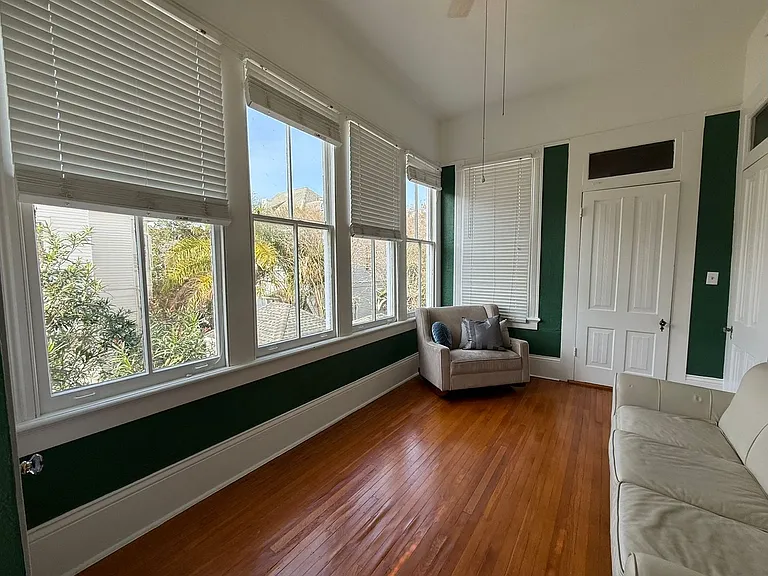 1660 Dufossat St — Photo 34