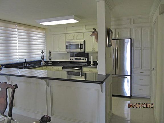 4th image of 334 Padre Blvd #1900