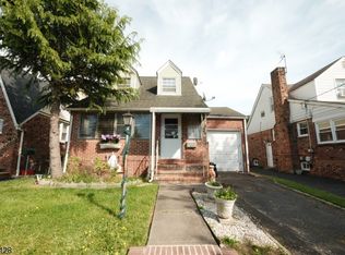 323 Gesner St, Linden, NJ 07036
