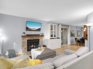 2060 Ridge Dr APT 16, Saint Louis Park, MN 55416