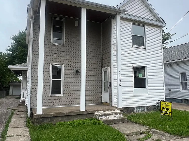 1146 E 26th St — Photo 1