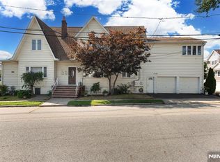 653 New York Ave, Lyndhurst, NJ 07071