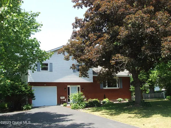 5 Vista Drive, Schenectady, NY 12302