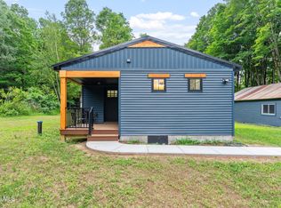 356 N Greenfield Rd, Porter Corners, NY 12859