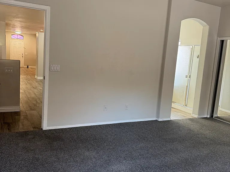 8421 W Mohave St — Photo 30