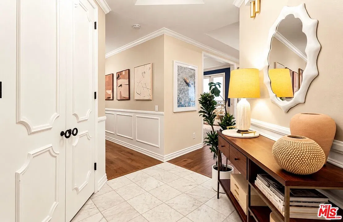 2 bed, 3.0 bath, 1520 sqft, $6,500 — Photo 4