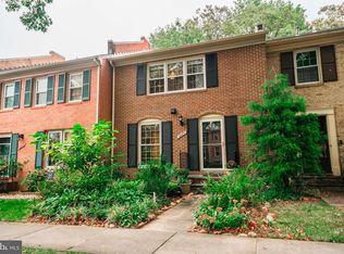 5265 Bradgen Ct, Springfield, VA 22151