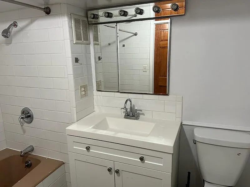 1 bed, $1,000 — Photo 2