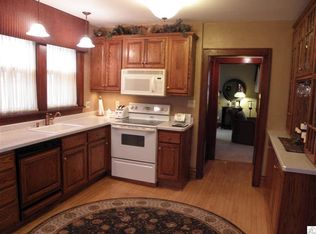 702 10th Ave, Two Harbors, MN 55616