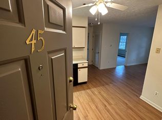 87 Manley Rd APT 45, Auburn, ME 04210